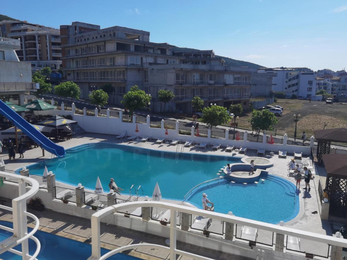 Santorini سفيتي فلاس المظهر الخارجي الصورة